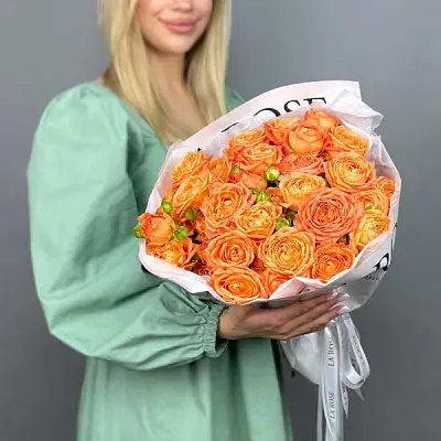 Монобукет кустовой розы Apricot Lace